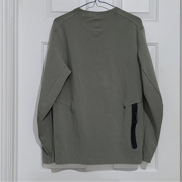 Nike tech long sleeve shirt - Picture 2 of 6